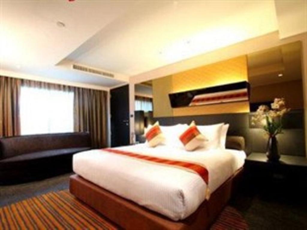 Citrus Hotel Bhiwadi Room photo